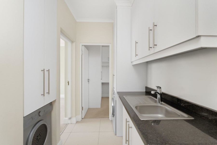 3 Bedroom Property for Sale in Rondebosch Village Western Cape